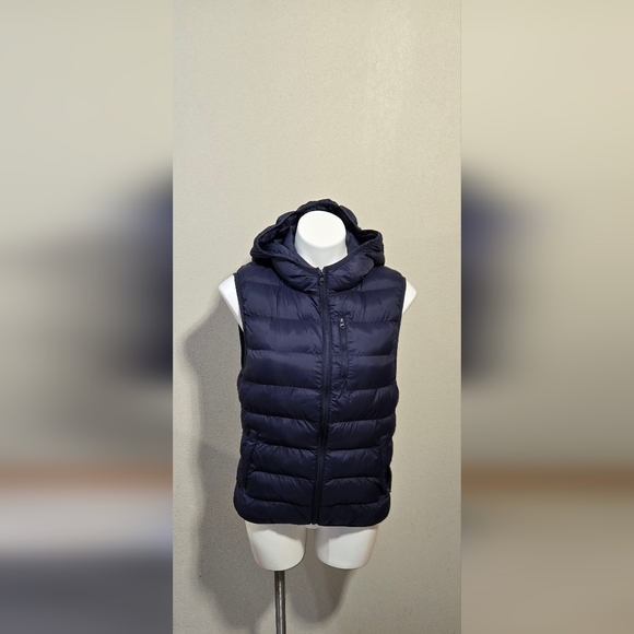 Fabletics Jackets & Blazers - Fabletics Packable Puffer Vest Women's Size Medium